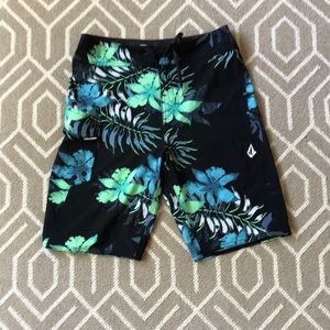 Boys Bolton board shorts. Size 26